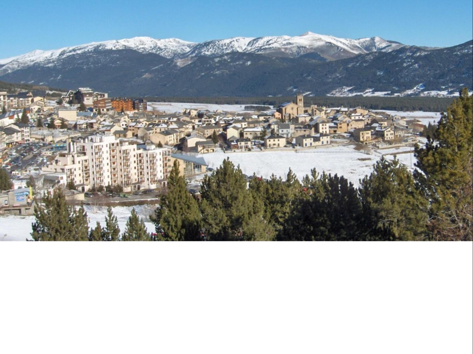 Entre Lacs Et Montagnes Les Angles  Exteriér fotografie